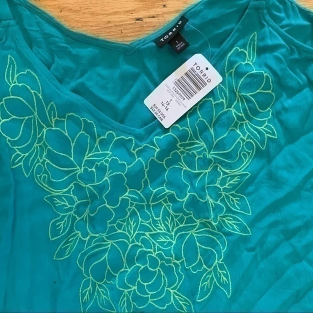 NWT Torrid size 1 embroidered swing cami - Picture 6 of 10